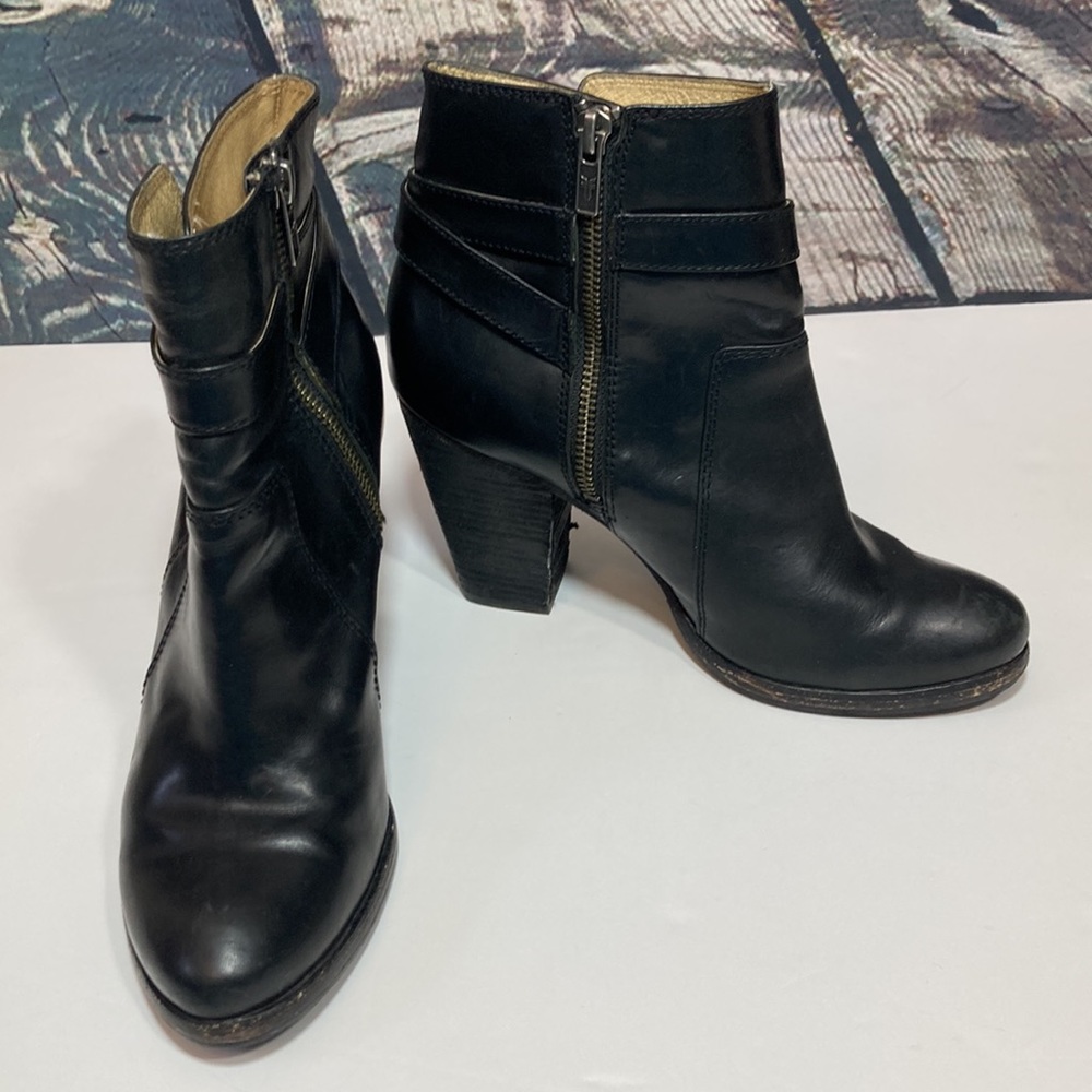 💙 Frye Patty Riding Booties - Picture 14 of 15